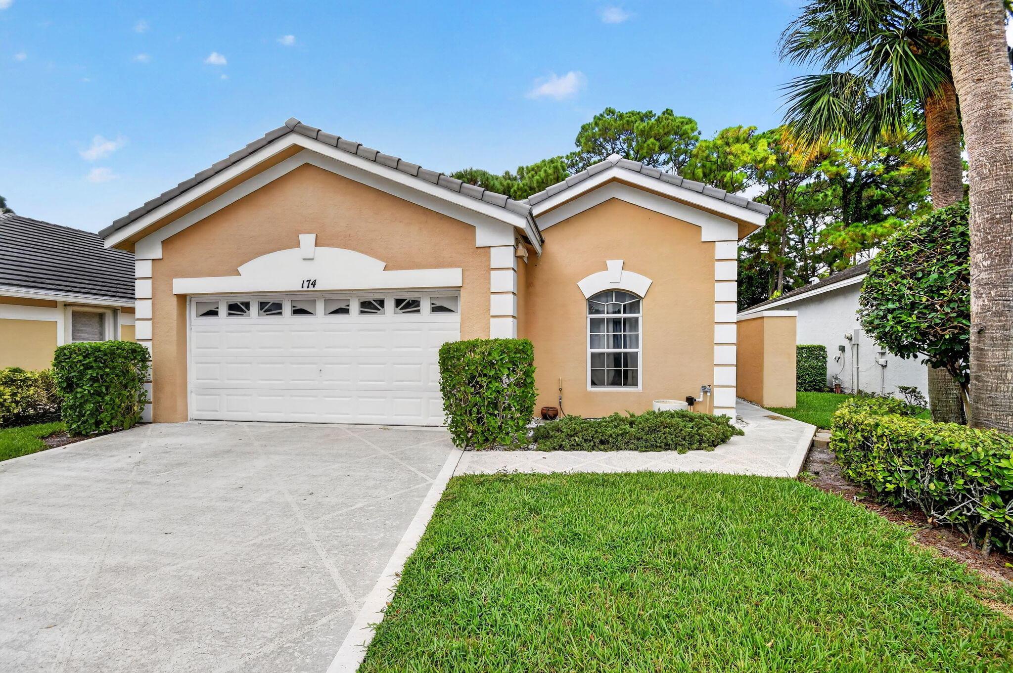 174 HARBOR LAKE Circle, Greenacres, FL 33413, Greenacres