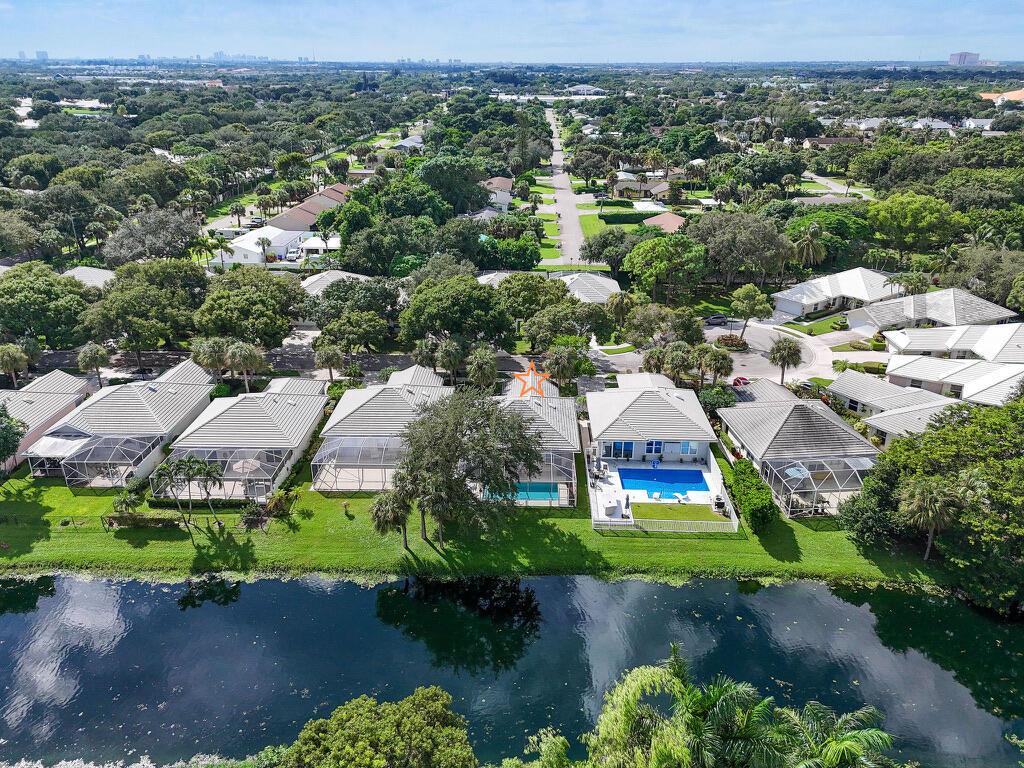 1081 Bedford Avenue, Palm Beach Gardens, FL 33403, Palm Beach Gardens - Photo 4