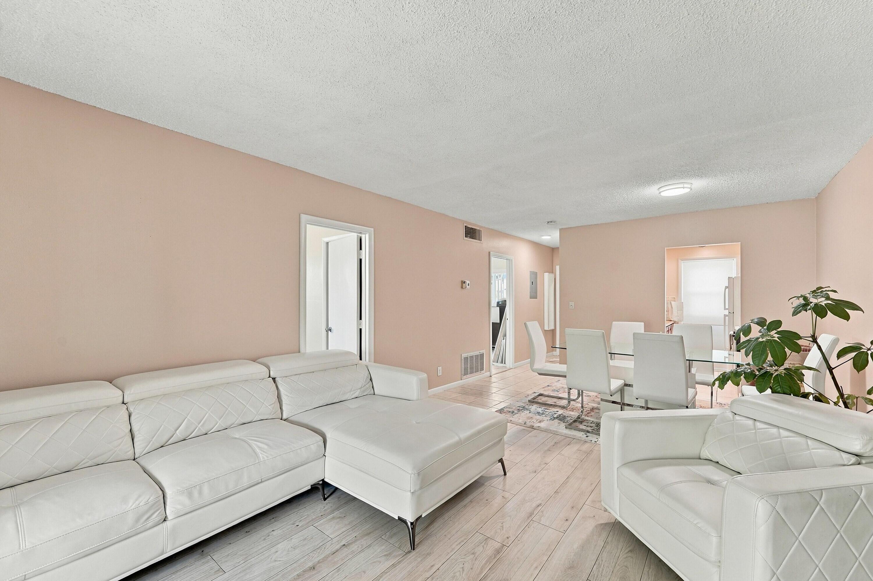 1117 LAKE Terrace 112, Boynton Beach, FL 33426, Boynton Beach - Photo 5