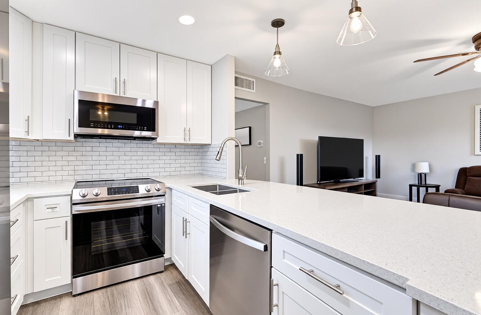 313 SAXONY G, Delray Beach, FL 33446, Delray Beach - Photo 2
