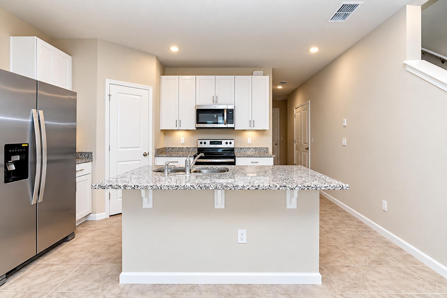5648 MENTMORE Drive, Mangonia Park, FL 33407, Mangonia Park - Photo 4
