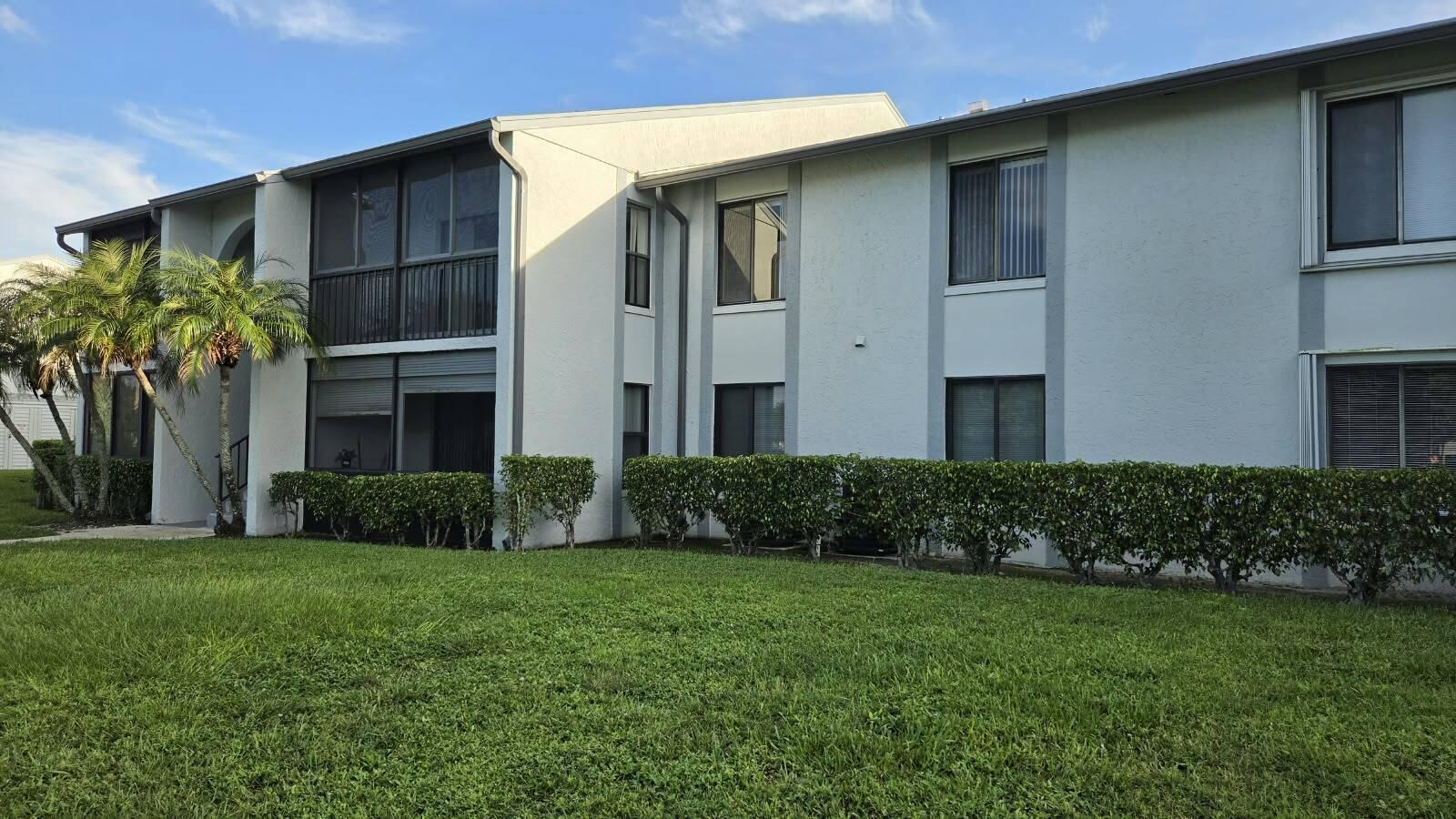 1002 Green Pine Boulevard F2, West Palm Beach, FL 33409, West Palm Beach - Photo 4