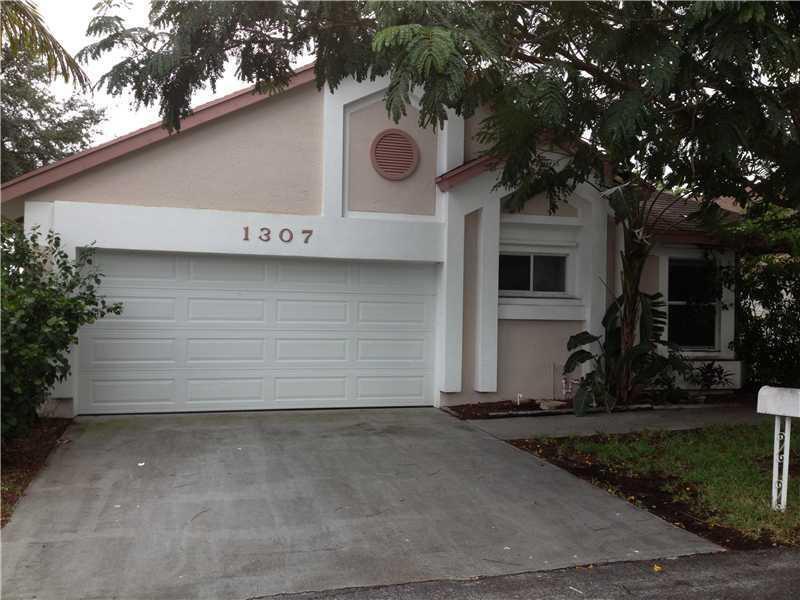 1307 E Glen Oak Road, North Lauderdale, FL 33068, North Lauderdale