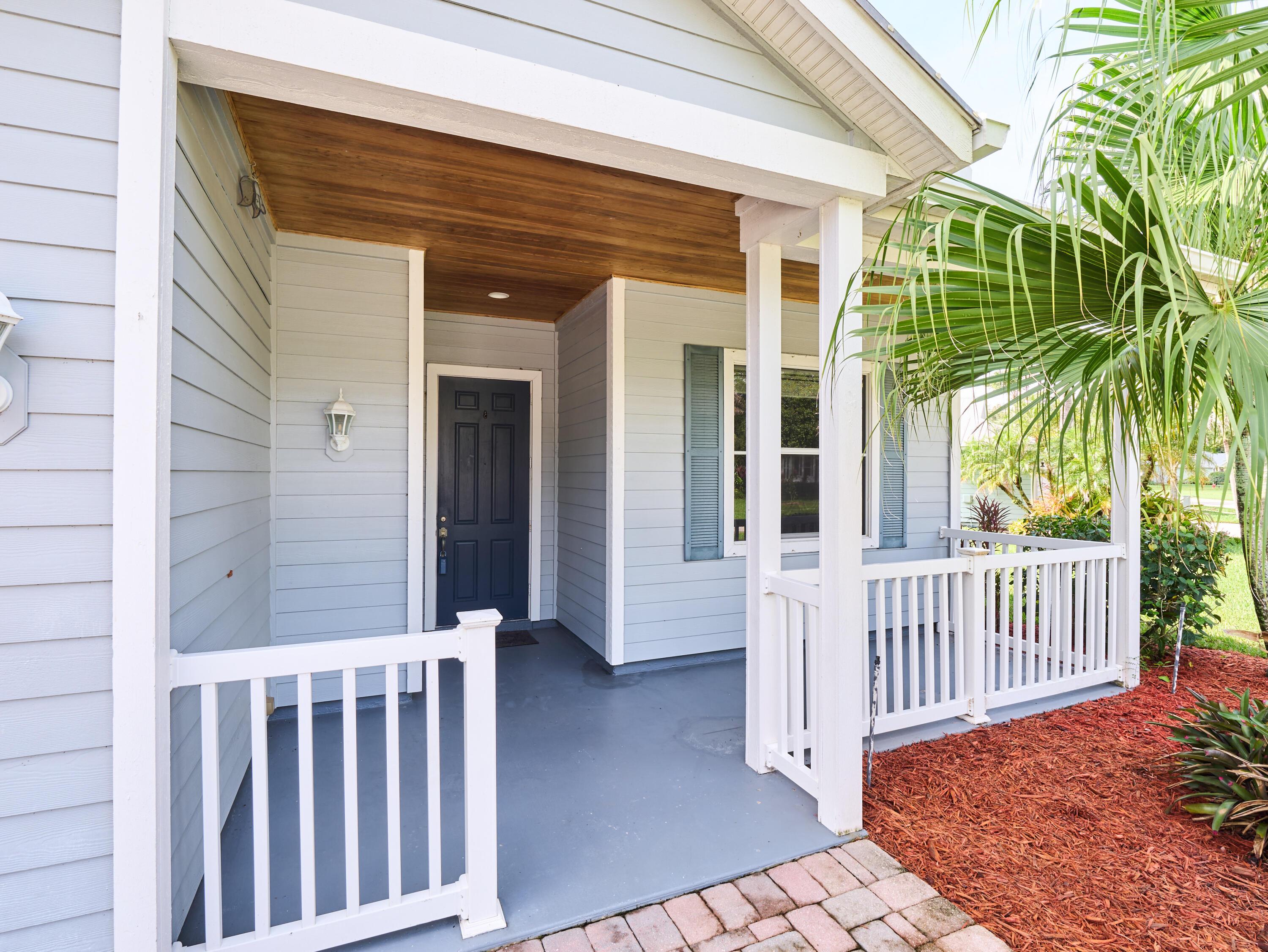 615 NE Canoe Park Circle, Port St. Lucie, FL 34983, Port St. Lucie - Photo 4