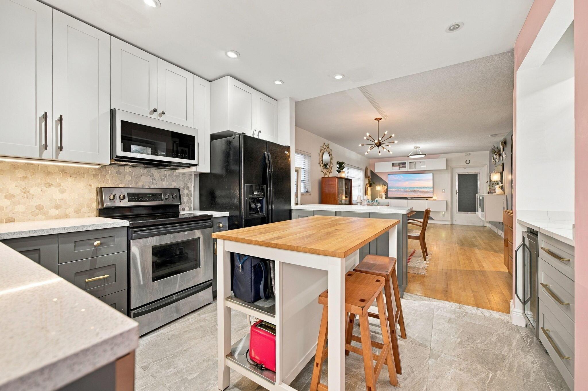 1125 NW 30TH Court 9, Wilton Manors, FL 33311, Wilton Manors - Photo 4
