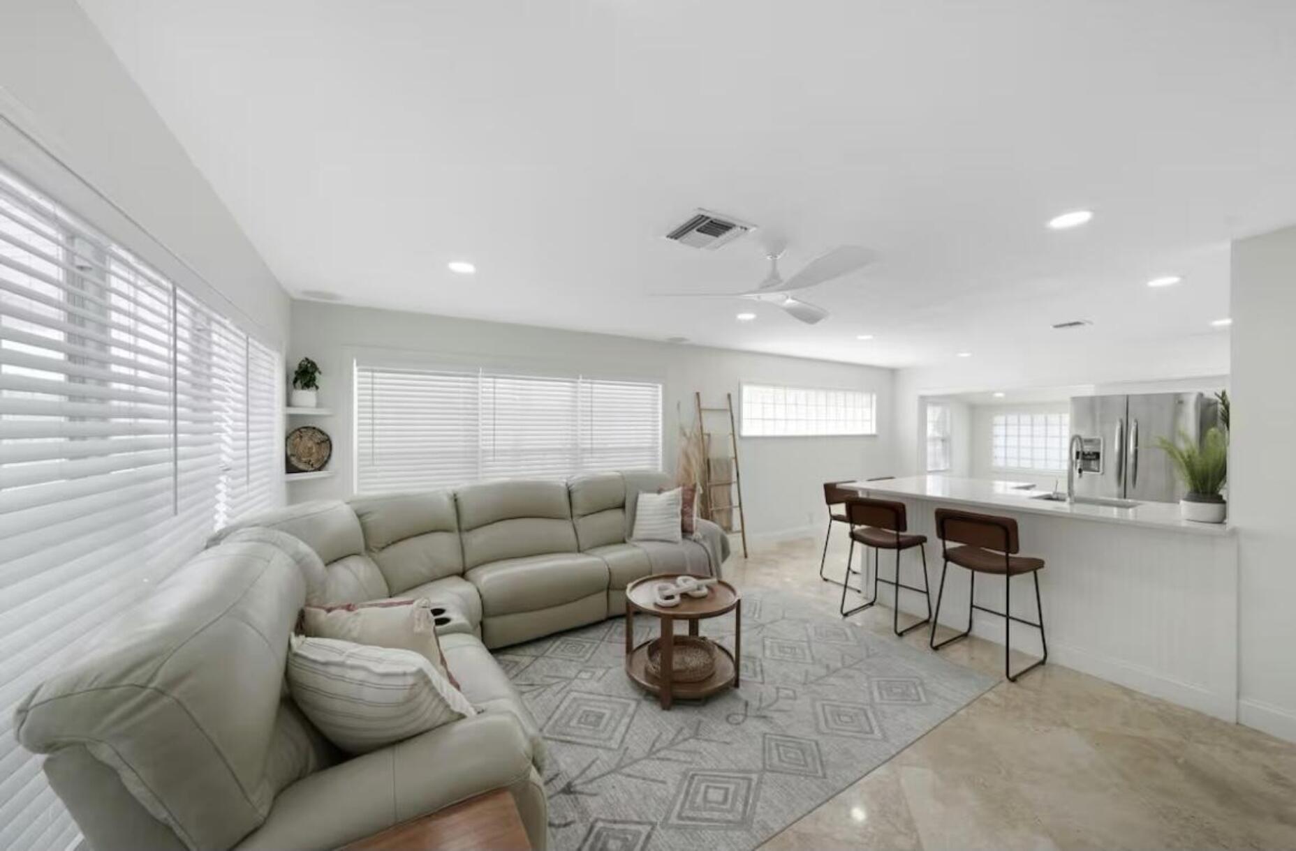 40 SW 8TH Avenue, Delray Beach, FL 33444, Delray Beach - Photo 3