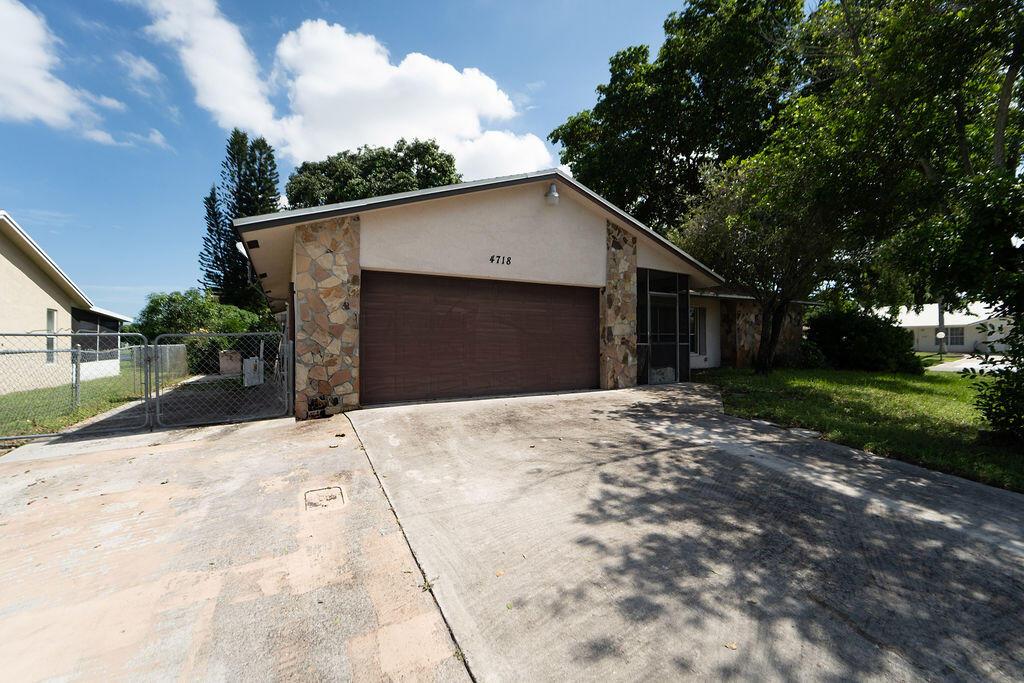 4718 Blue Pine Circle, Greenacres, FL 33463, Greenacres