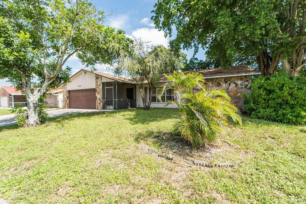 4718 Blue Pine Circle, Greenacres, FL 33463, Greenacres - Photo 2