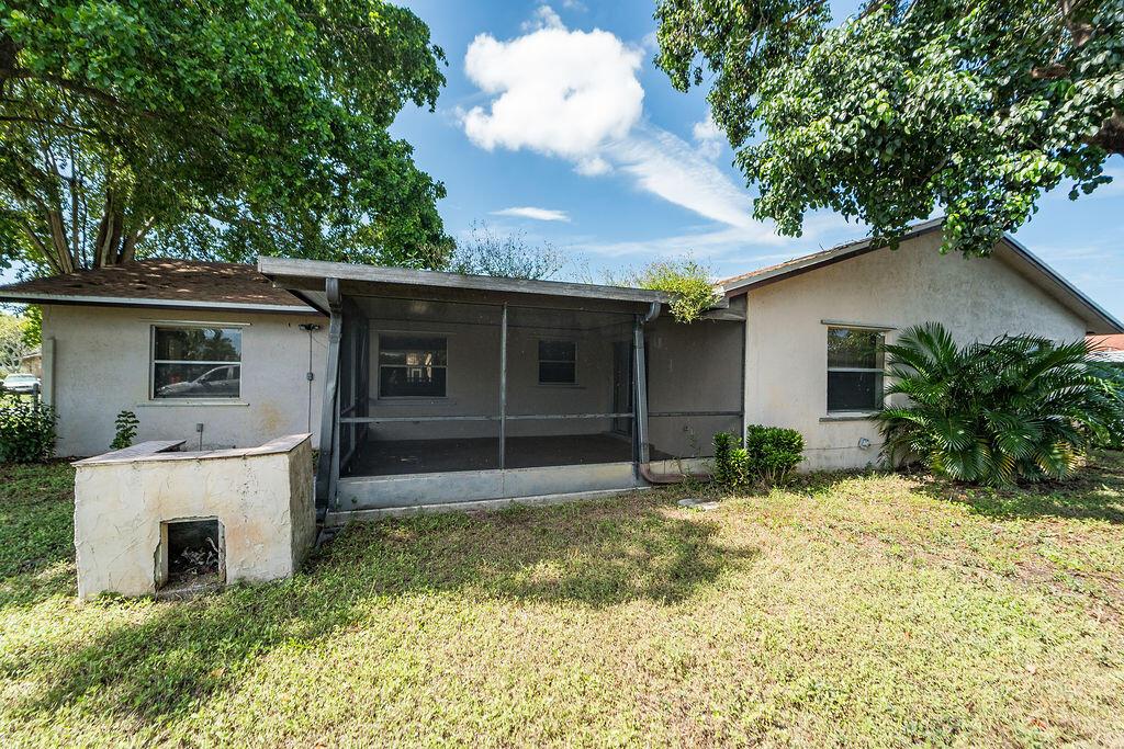 4718 Blue Pine Circle, Greenacres, FL 33463, Greenacres - Photo 4