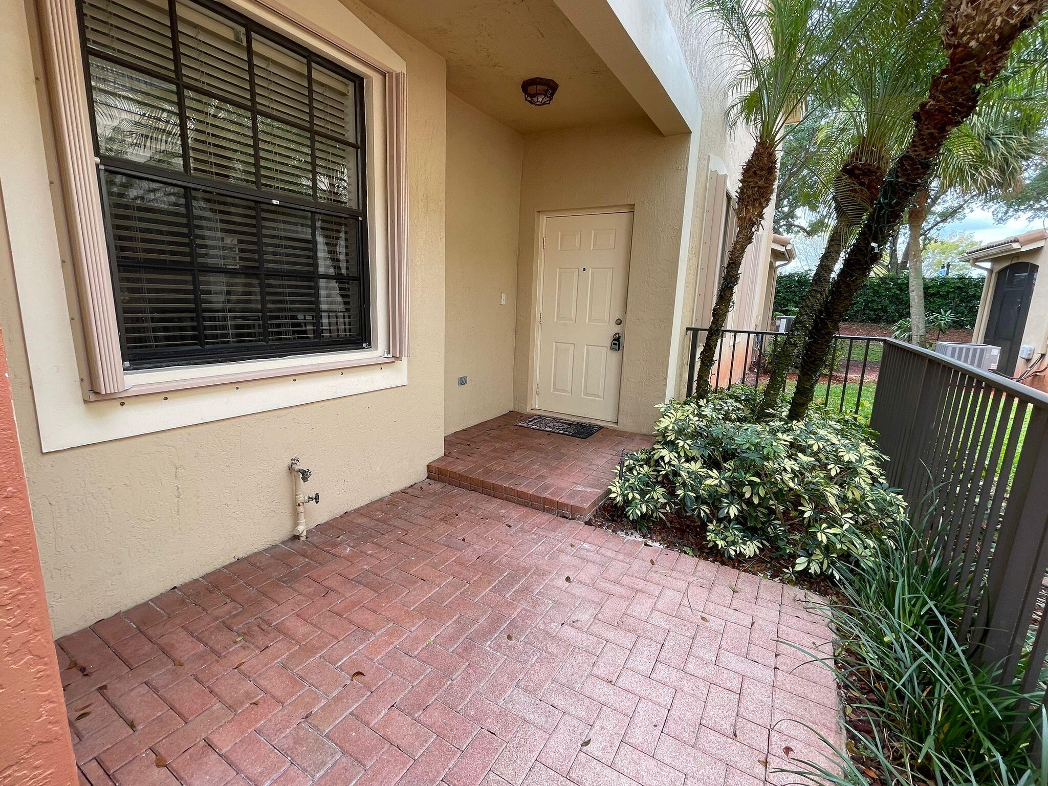 4158 FOREST Drive, Weston, FL 33332, Weston - Photo 3