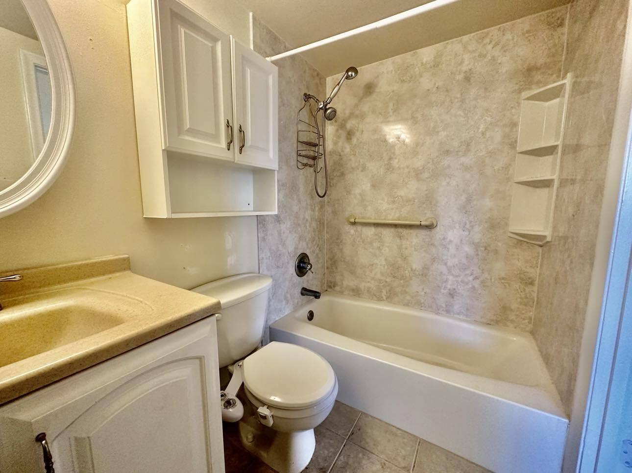 141 COVENTRY F, West Palm Beach, FL 33417, West Palm Beach - Photo 4