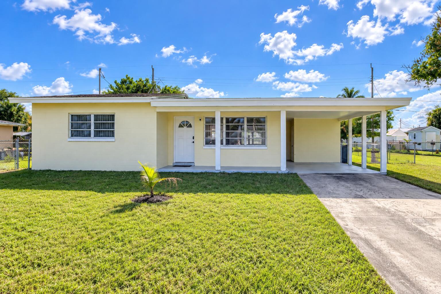 116 NE ENTRADA Avenue, Port St. Lucie, FL 34952, Port St. Lucie