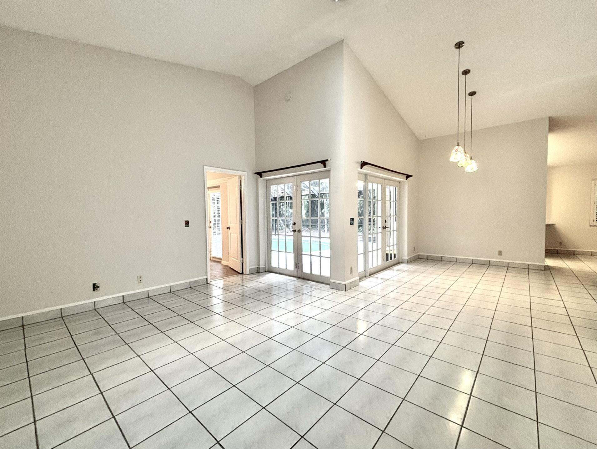 5762 Peachwood Court, Jupiter, FL 33458, Jupiter - Photo 4