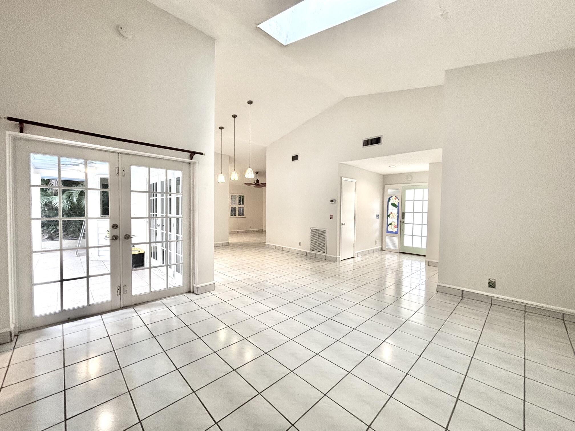 5762 Peachwood Court, Jupiter, FL 33458, Jupiter - Photo 3