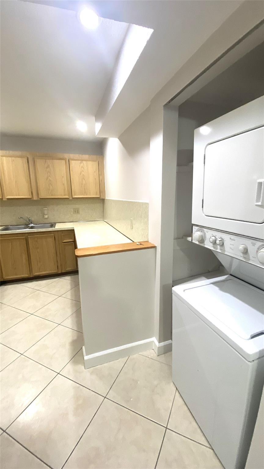 733 SE 1ST Way 302, Deerfield Beach, FL 33441, Deerfield Beach - Photo 5