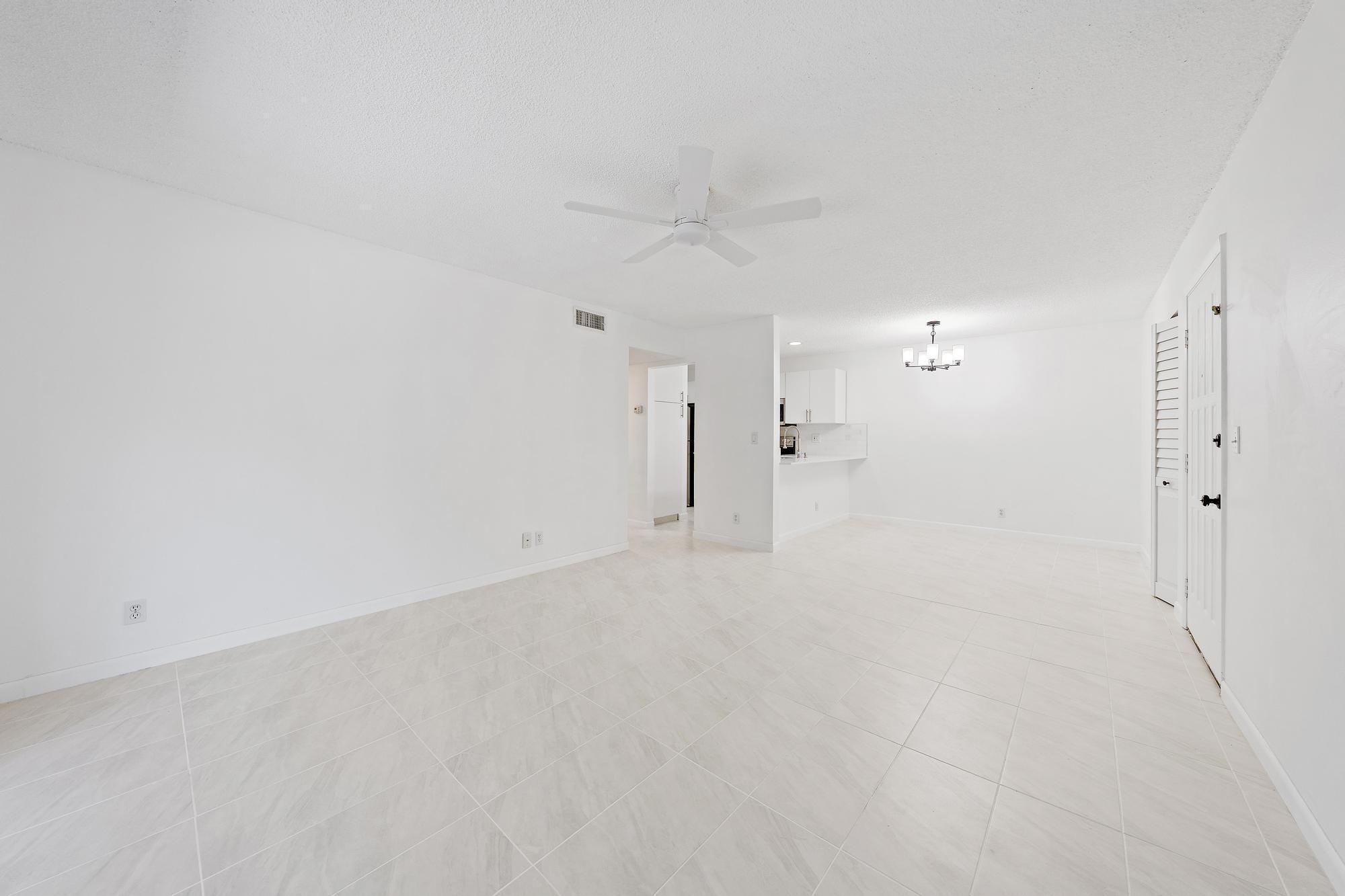 3402 Gardens E Drive, Palm Beach Gardens, FL 33410, Palm Beach Gardens - Photo 5