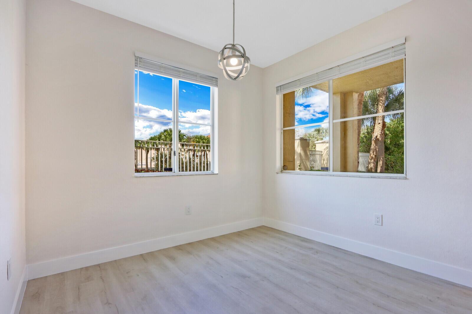 11023 LEGACY Lane 102, Palm Beach Gardens, FL 33410, Palm Beach Gardens - Photo 4