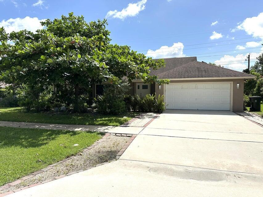 1420 Chapparel Way, Wellington, FL 33414, Wellington