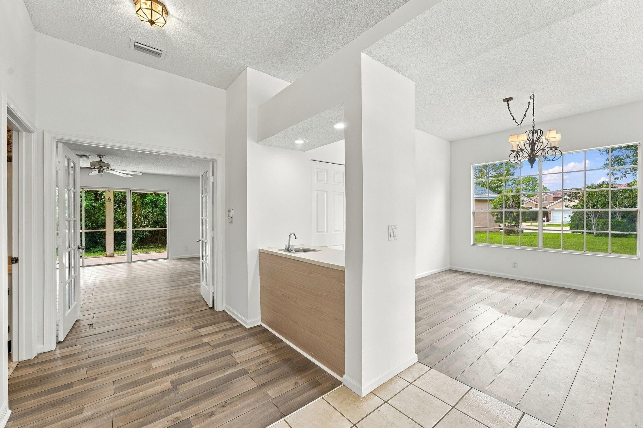 1015 LAKE BREEZE Drive, Wellington, FL 33414, Wellington - Photo 3