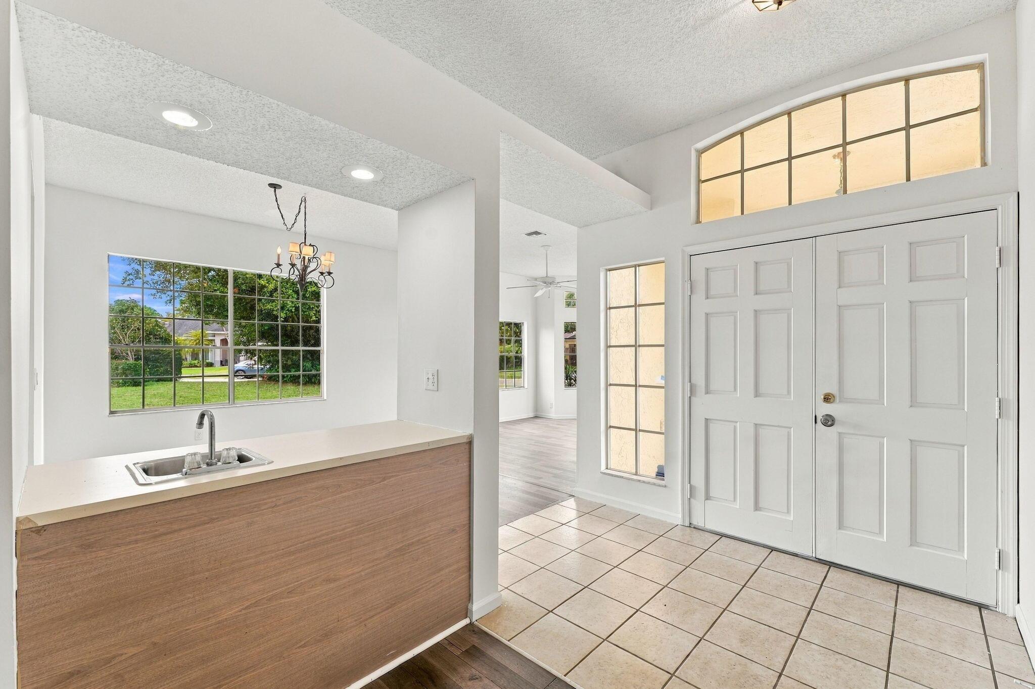 1015 LAKE BREEZE Drive, Wellington, FL 33414, Wellington - Photo 5