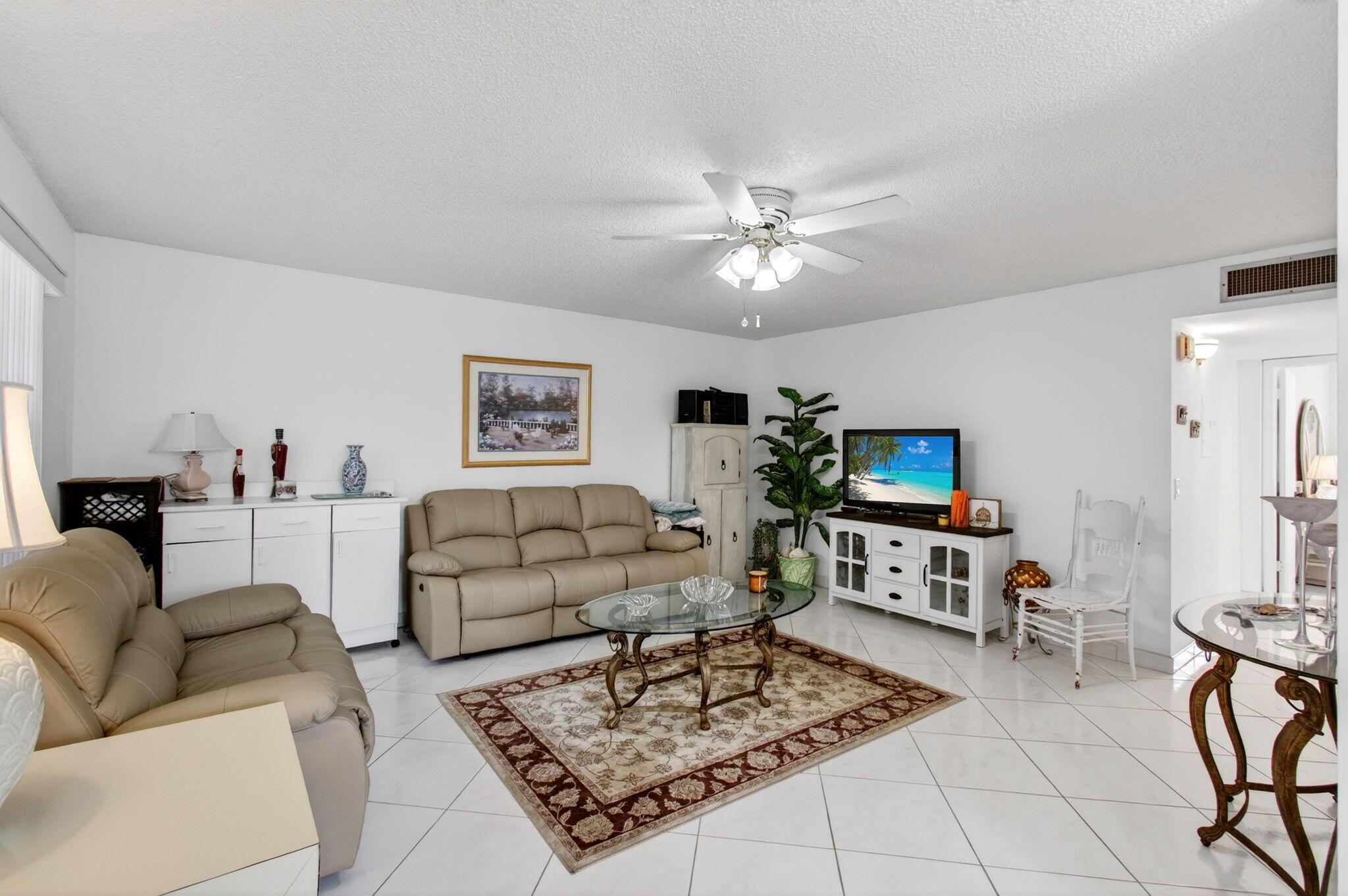 190 PIEDMONT D, Delray Beach, FL 33484, Delray Beach - Photo 5