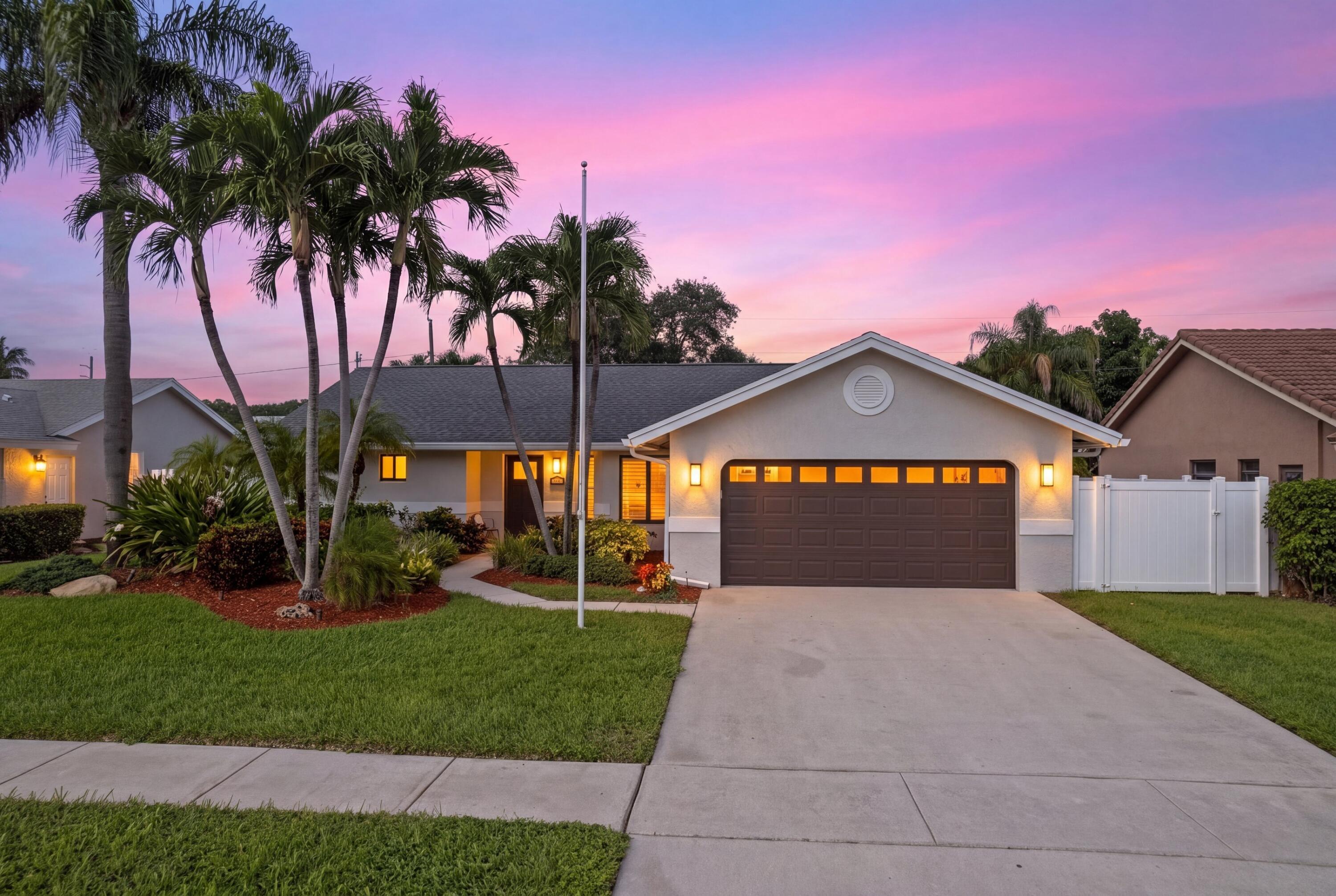 7969 W COUNTRY CLUB Boulevard, Boca Raton, FL 33487, Boca Raton