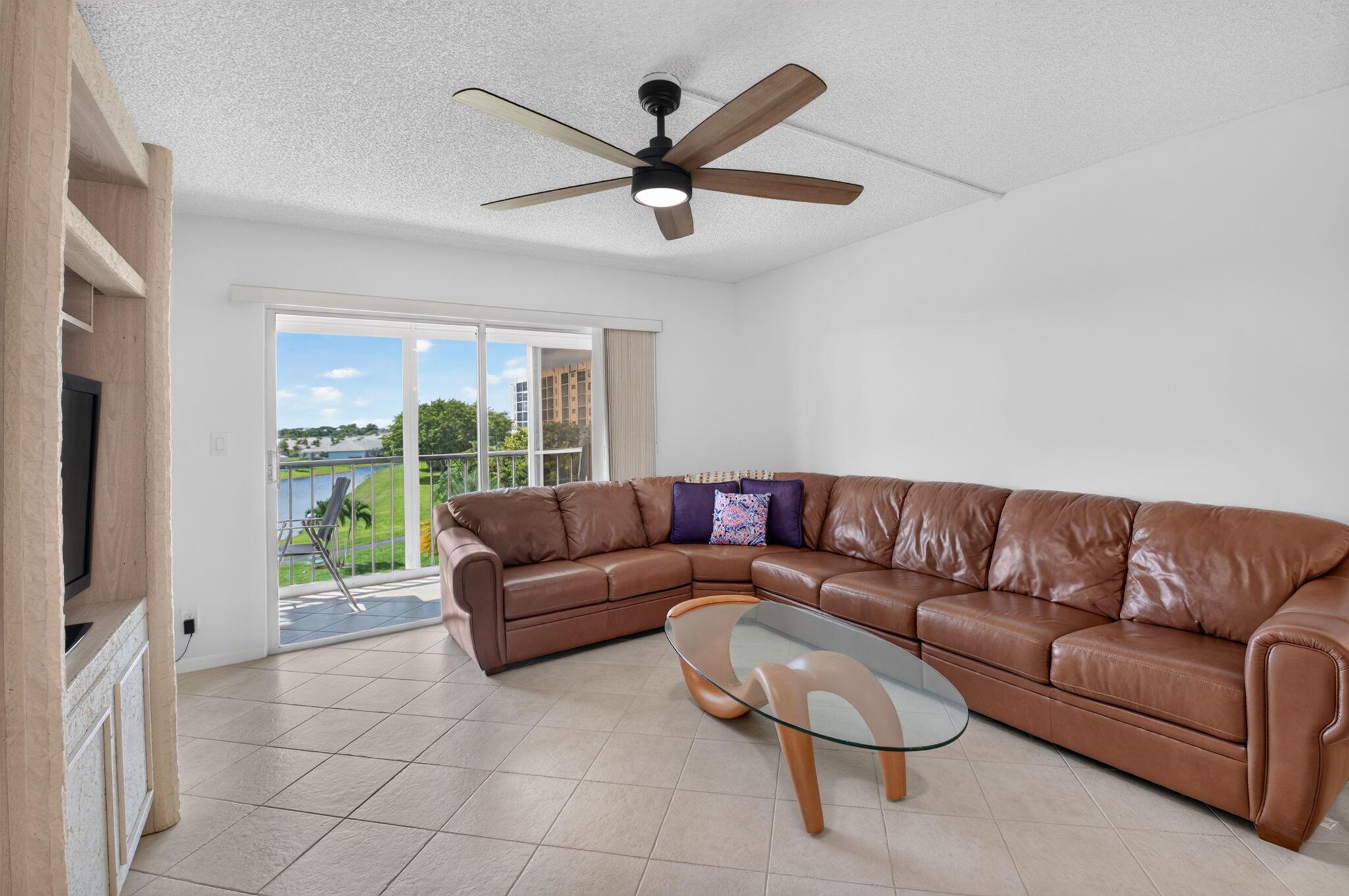 6936 HUNTINGTON Lane 403, Delray Beach, FL 33446, Delray Beach - Photo 2