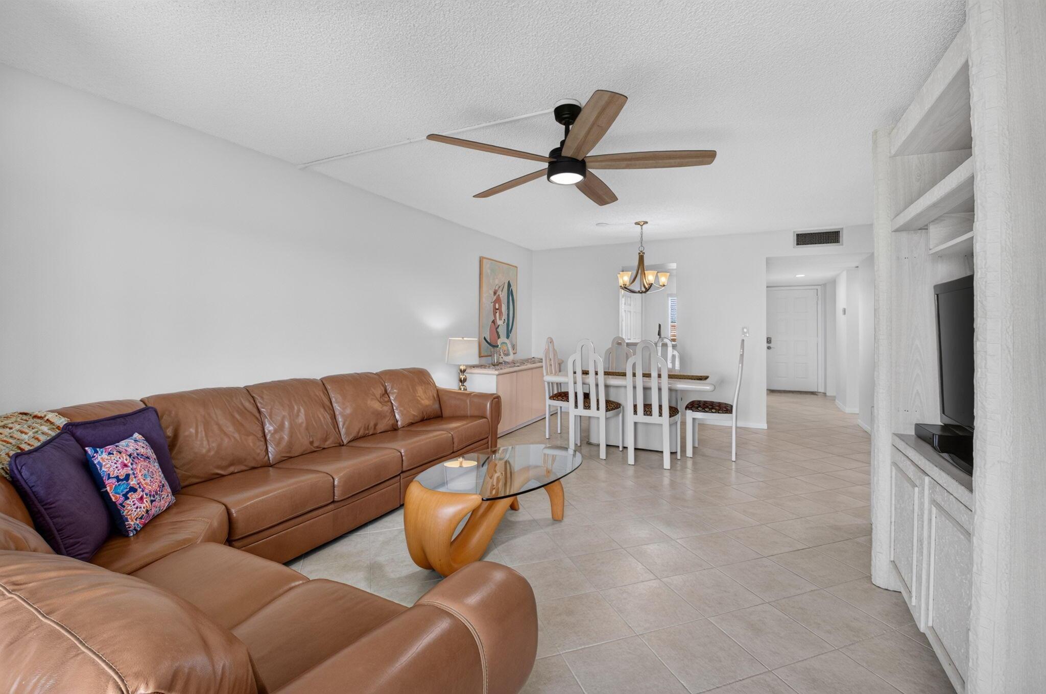 6936 HUNTINGTON Lane 403, Delray Beach, FL 33446, Delray Beach - Photo 4