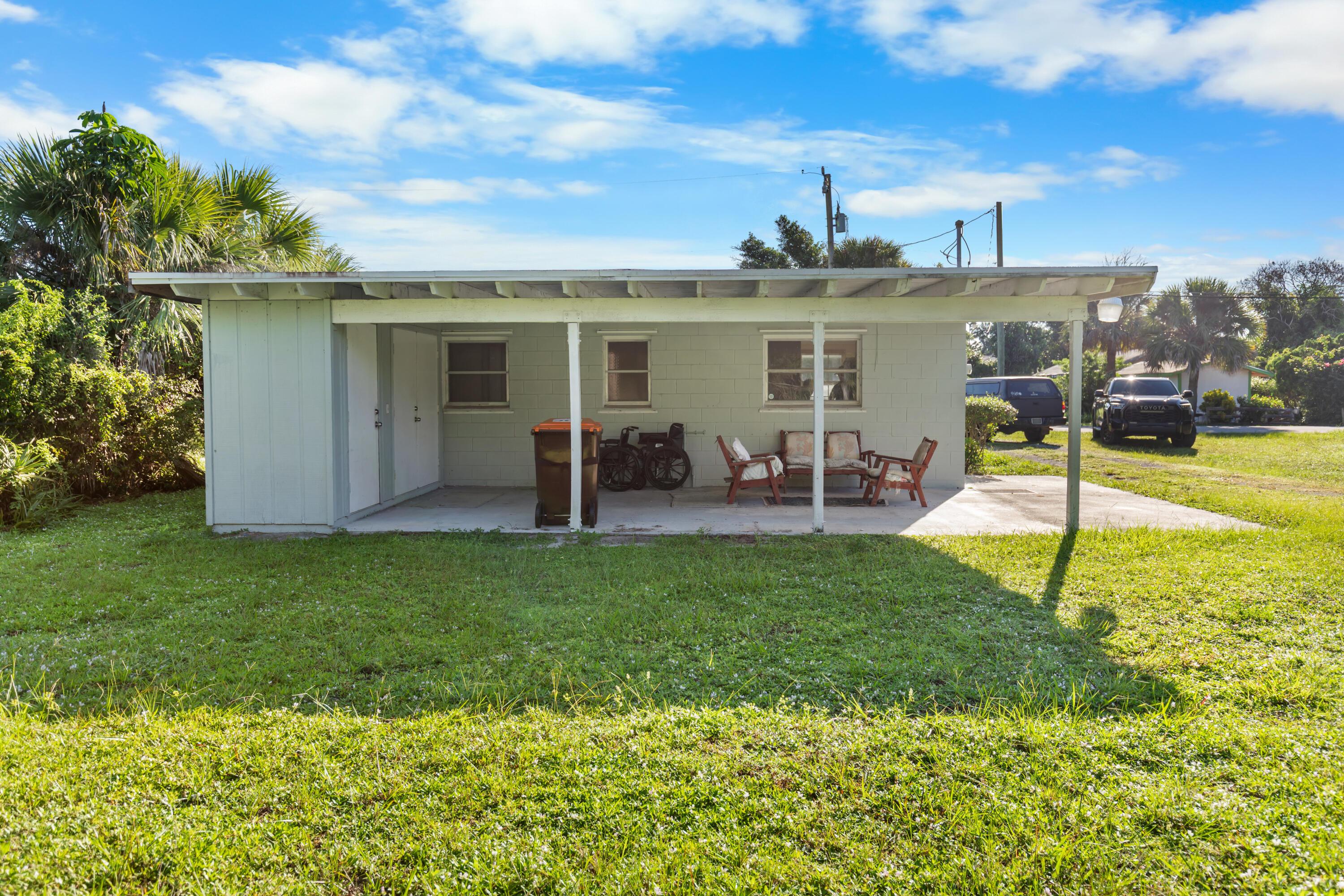 4229 25th Avenue, Vero Beach, FL 32967, Vero Beach - Photo 4