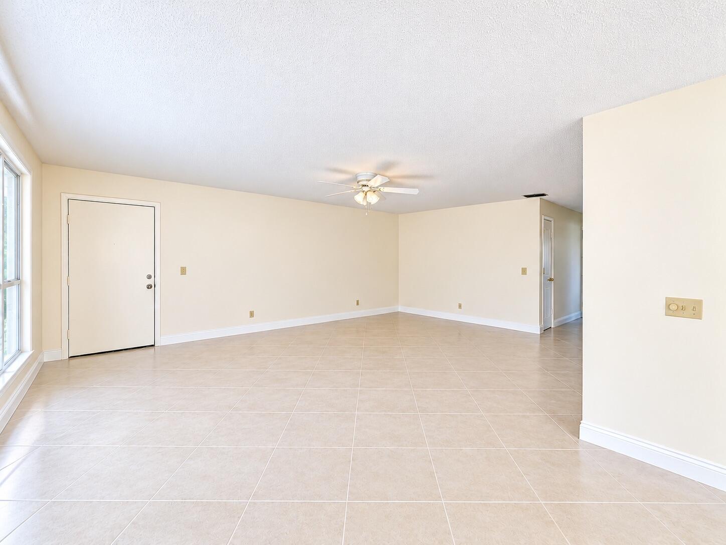 8 Lake Vista Trail 201, Port St. Lucie, FL 34952, Port St. Lucie - Photo 5
