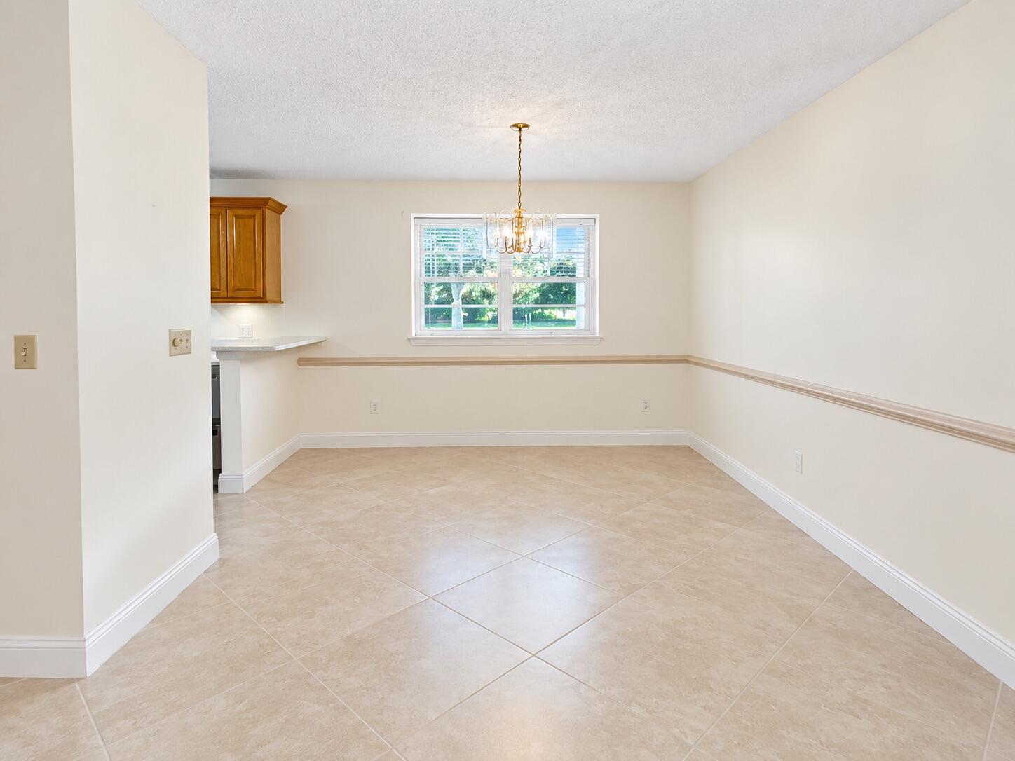 8 Lake Vista Trail 201, Port St. Lucie, FL 34952, Port St. Lucie - Photo 4