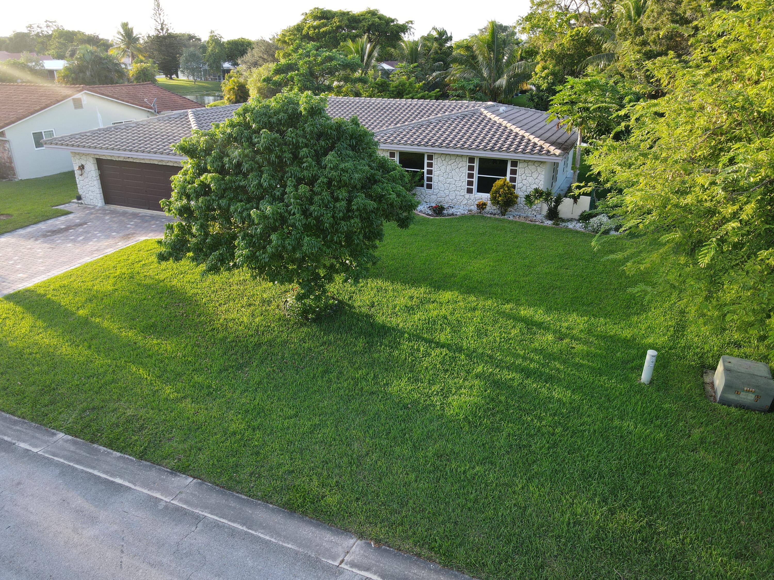 3660 NW 104TH Avenue, Coral Springs, FL 33065, Coral Springs - Photo 2
