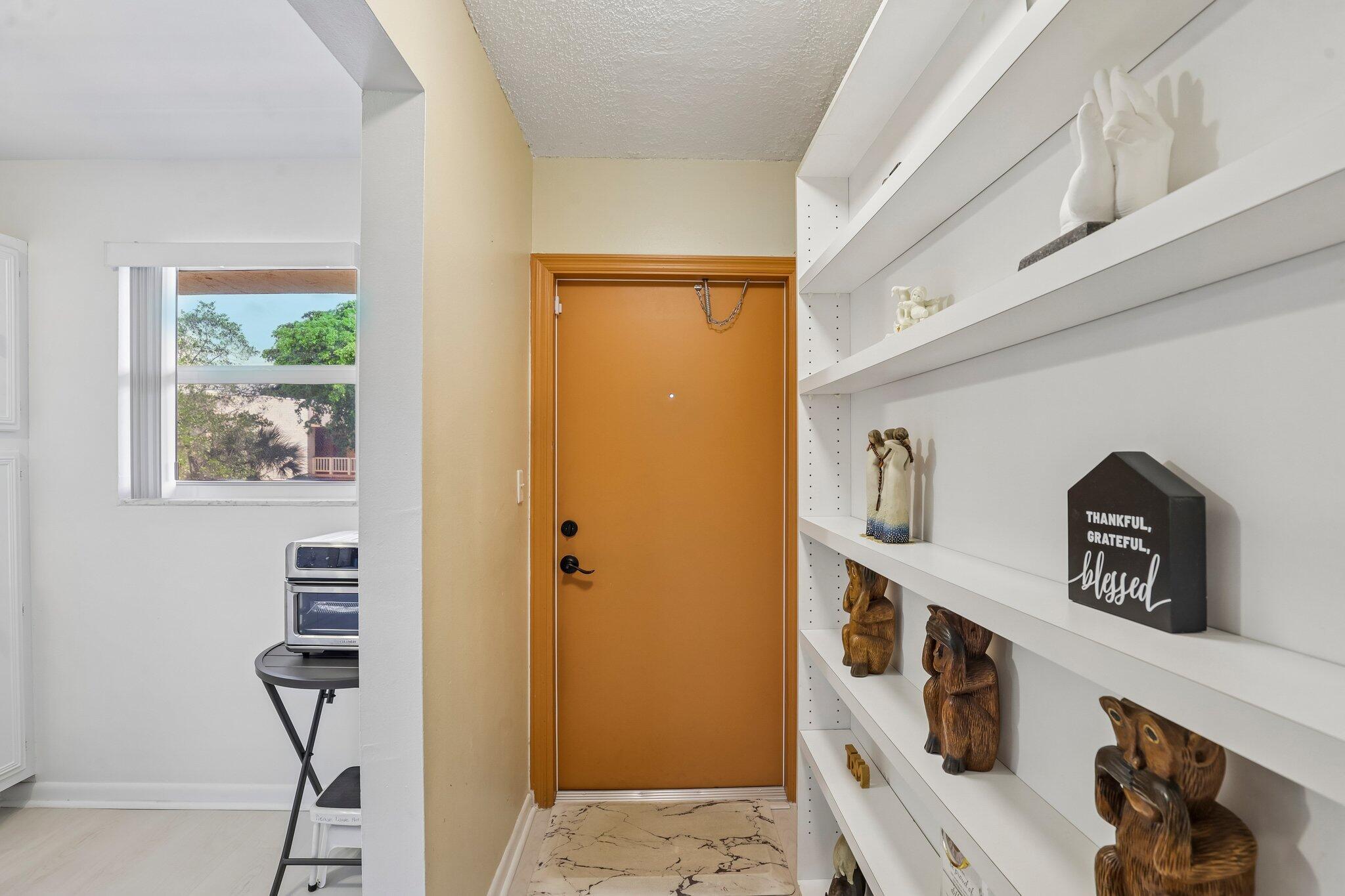 8400 LAGOS DE CAMPO Boulevard 303, Tamarac, FL 33321, Tamarac - Photo 3