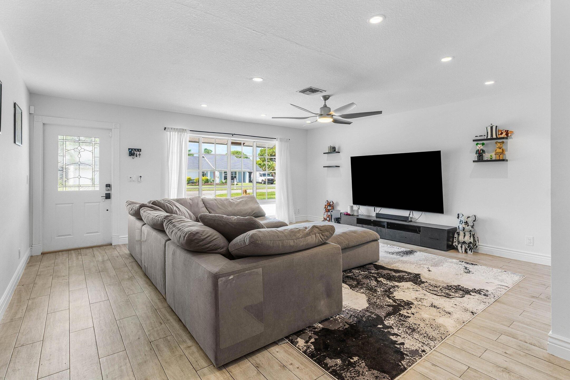 1515 GALLINULE Drive, Delray Beach, FL 33444, Delray Beach - Photo 4