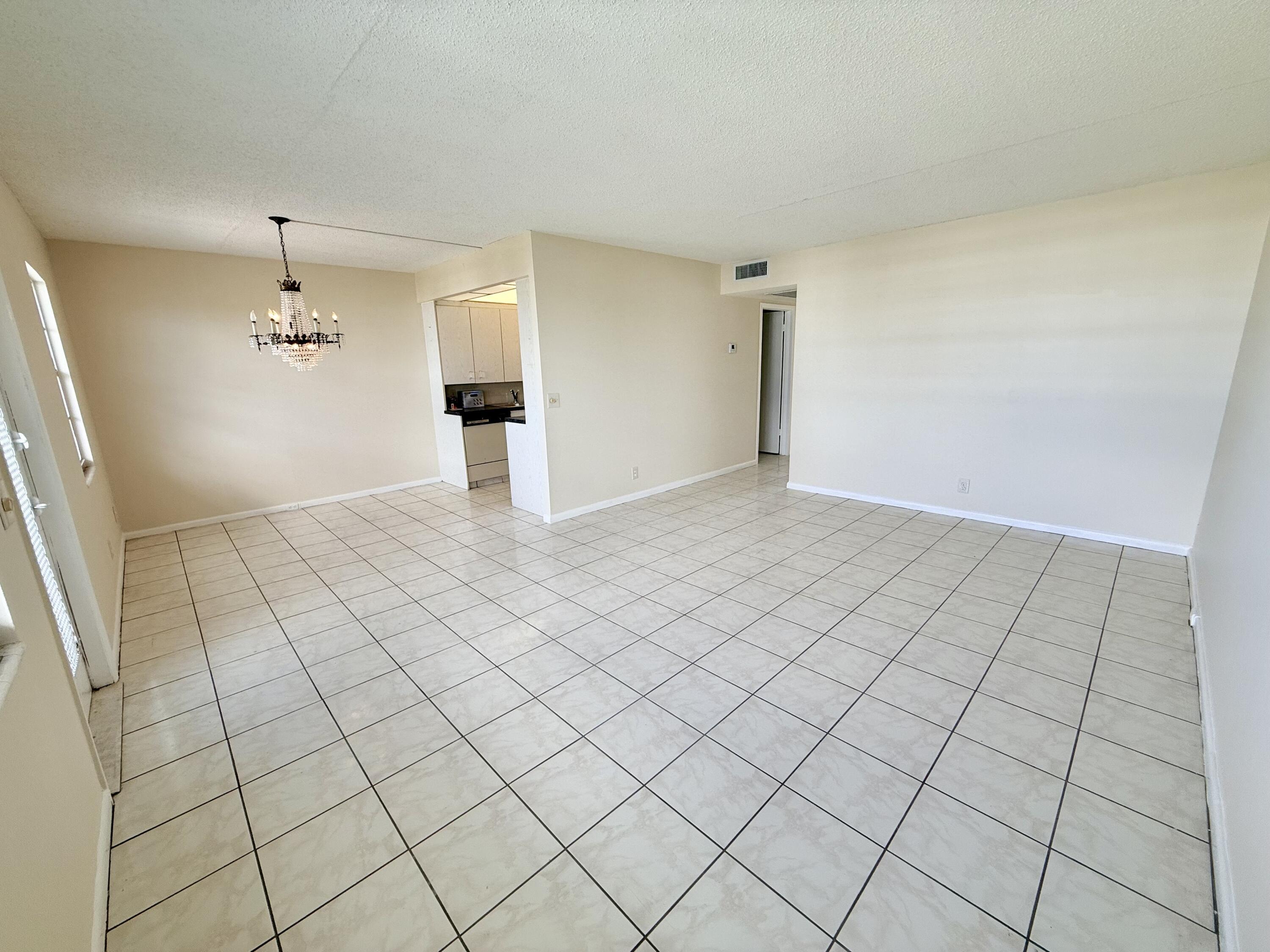 4060 EXETER D 4060, Boca Raton, FL 33434, Boca Raton - Photo 5