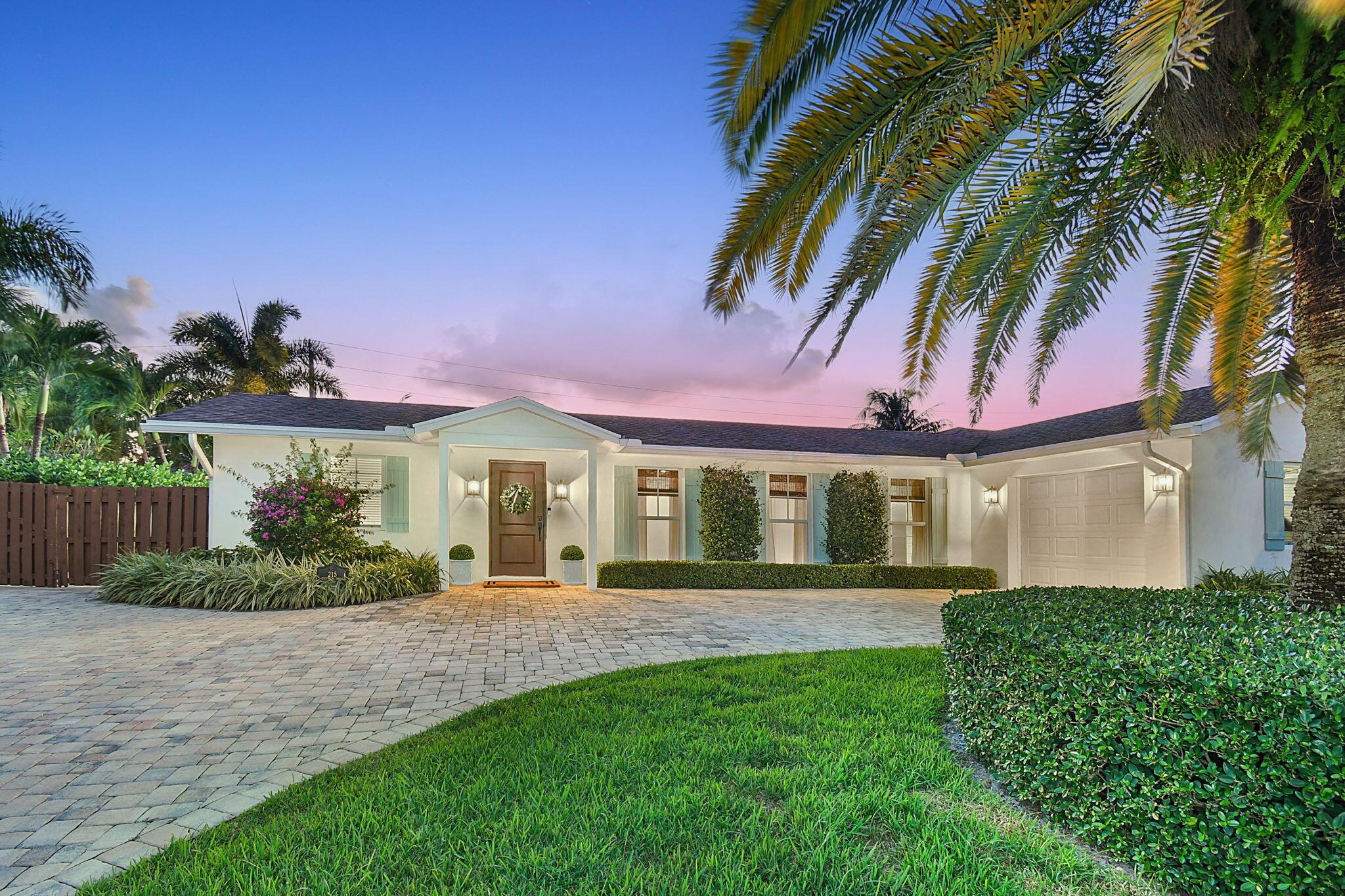 215 GOLFVIEW Drive, Tequesta, FL 33469, Tequesta
