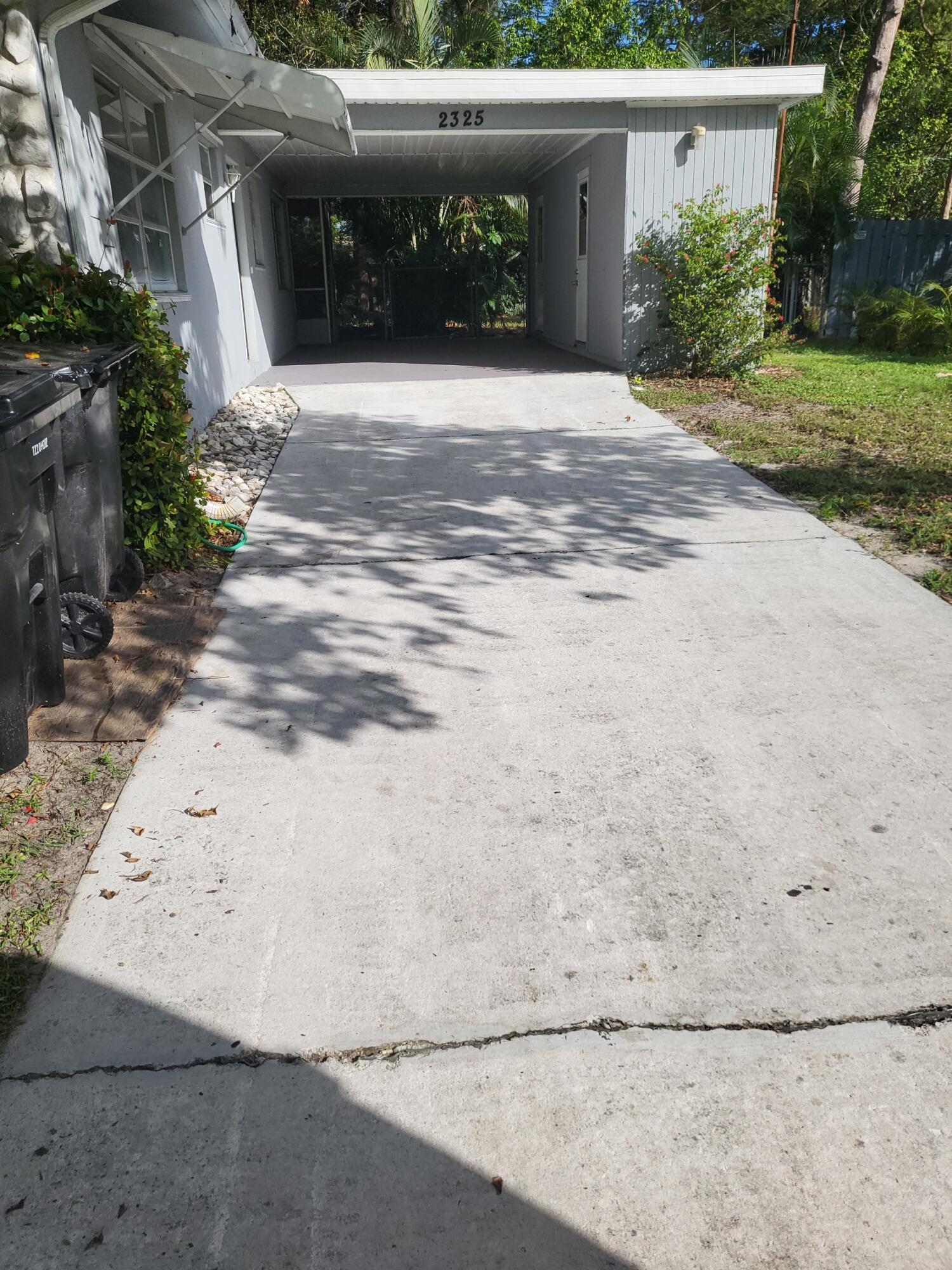 2325 SE WEST Street, Port St. Lucie, FL 34984, Port St. Lucie