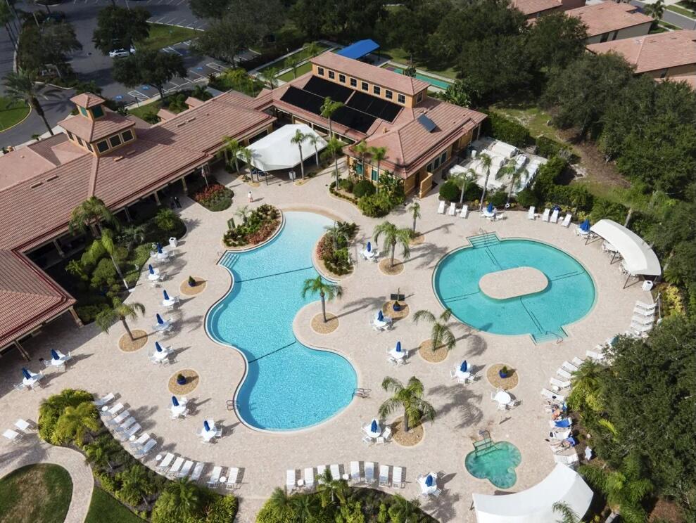 201 Shell Falls Drive, Apollo Beach, FL 33572, Apollo Beach - Photo 5