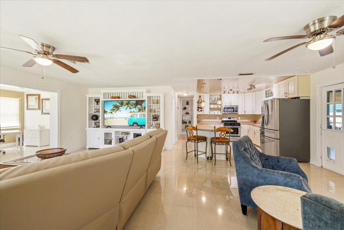 6005 Lantana Drive, Fort Pierce, FL 34951, Fort Pierce - Photo 5