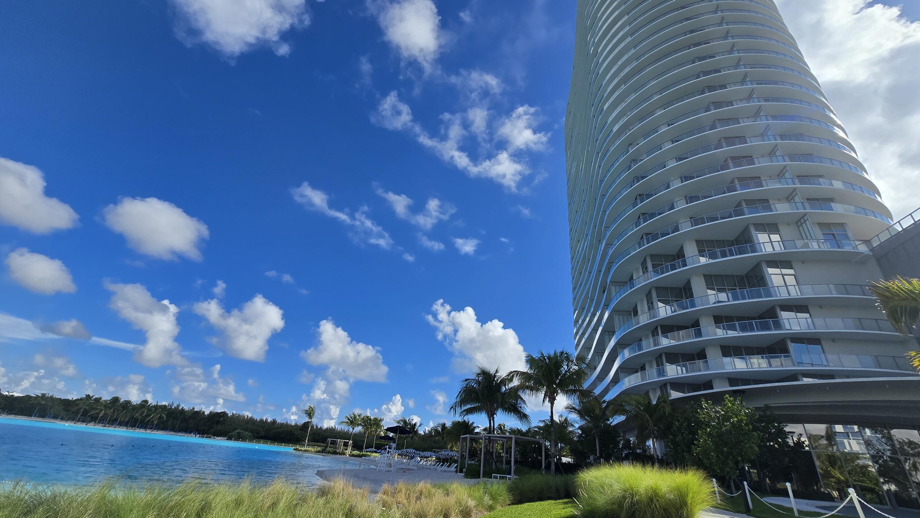 2411 Laguna Circle 510, North Miami, FL 33181, North Miami - Photo 4