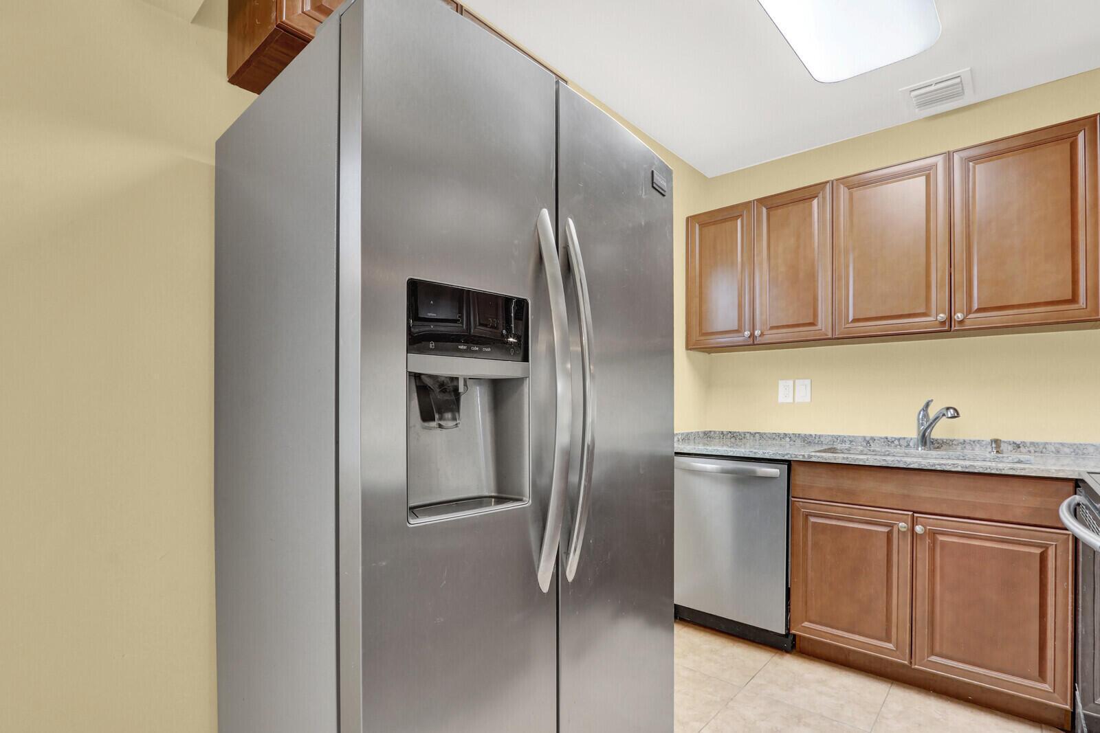 184 Norwich H 184, West Palm Beach, FL 33417, West Palm Beach - Photo 5