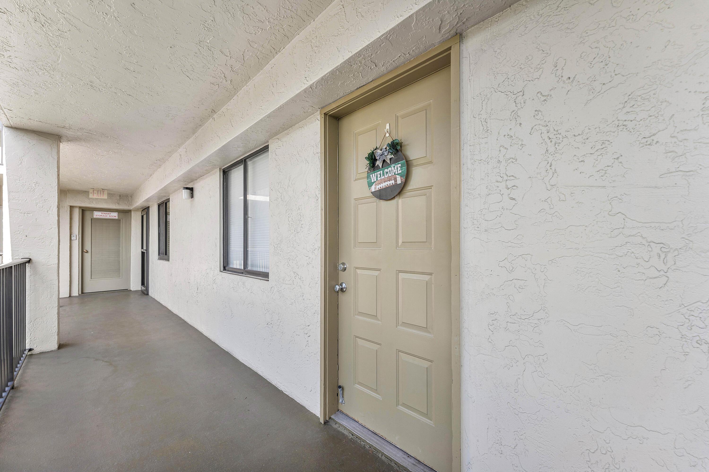 2205 S CYPRESS BEND Drive 302, Pompano Beach, FL 33069, Pompano Beach - Photo 3