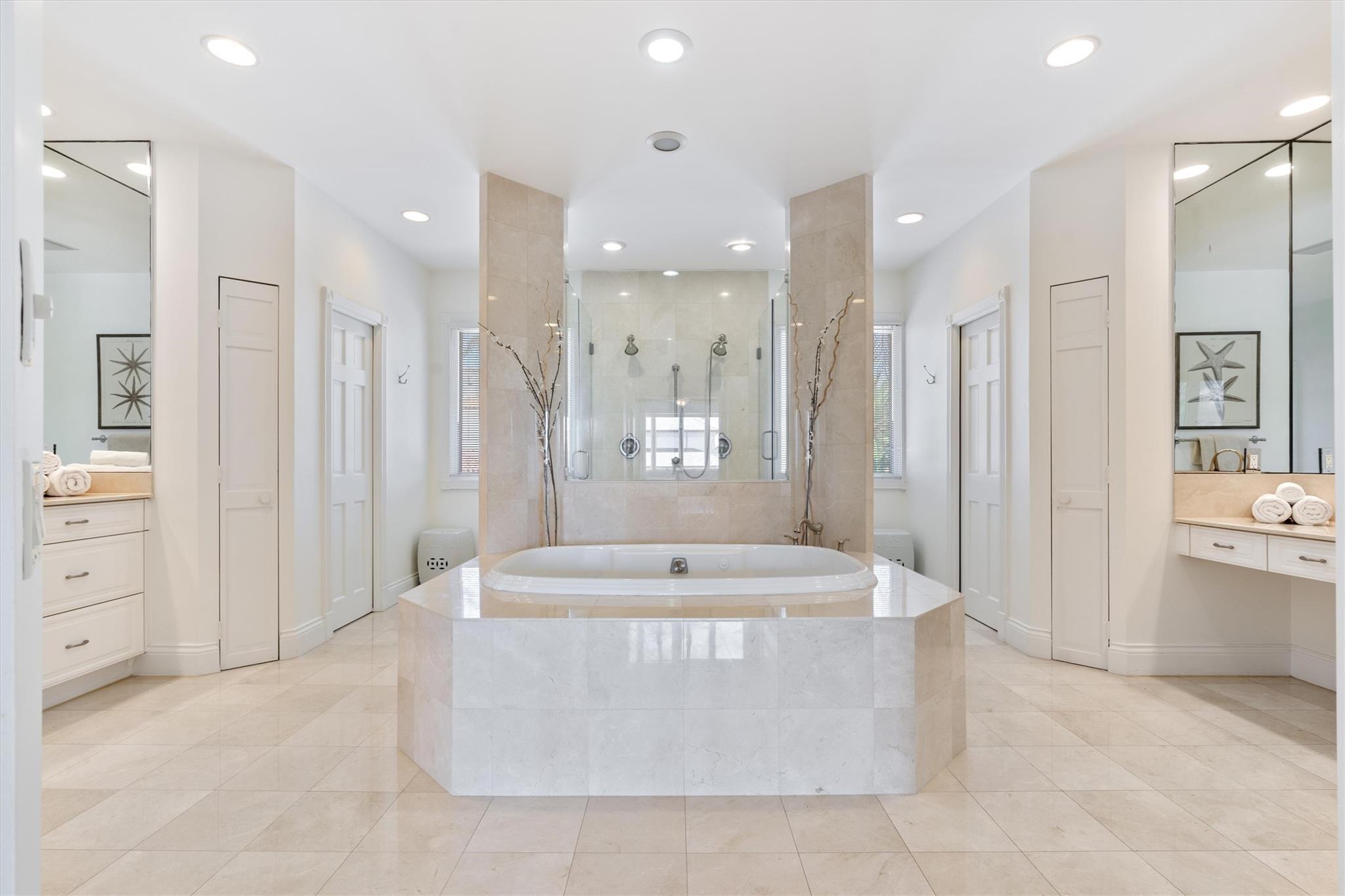703 Royal Plaza Drive, Fort Lauderdale, FL 33301, Fort Lauderdale - Photo 4