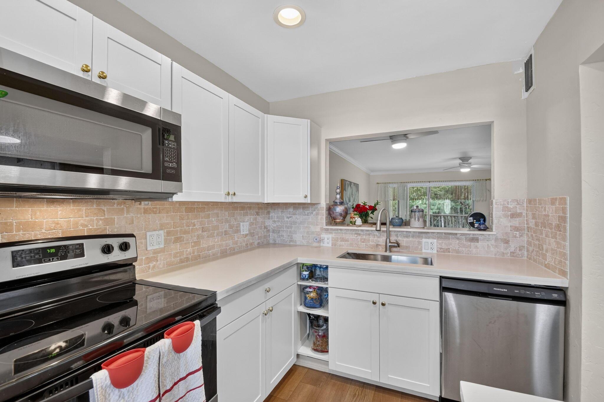 150 LAKE MERYL Drive 244, West Palm Beach, FL 33411, West Palm Beach - Photo 4