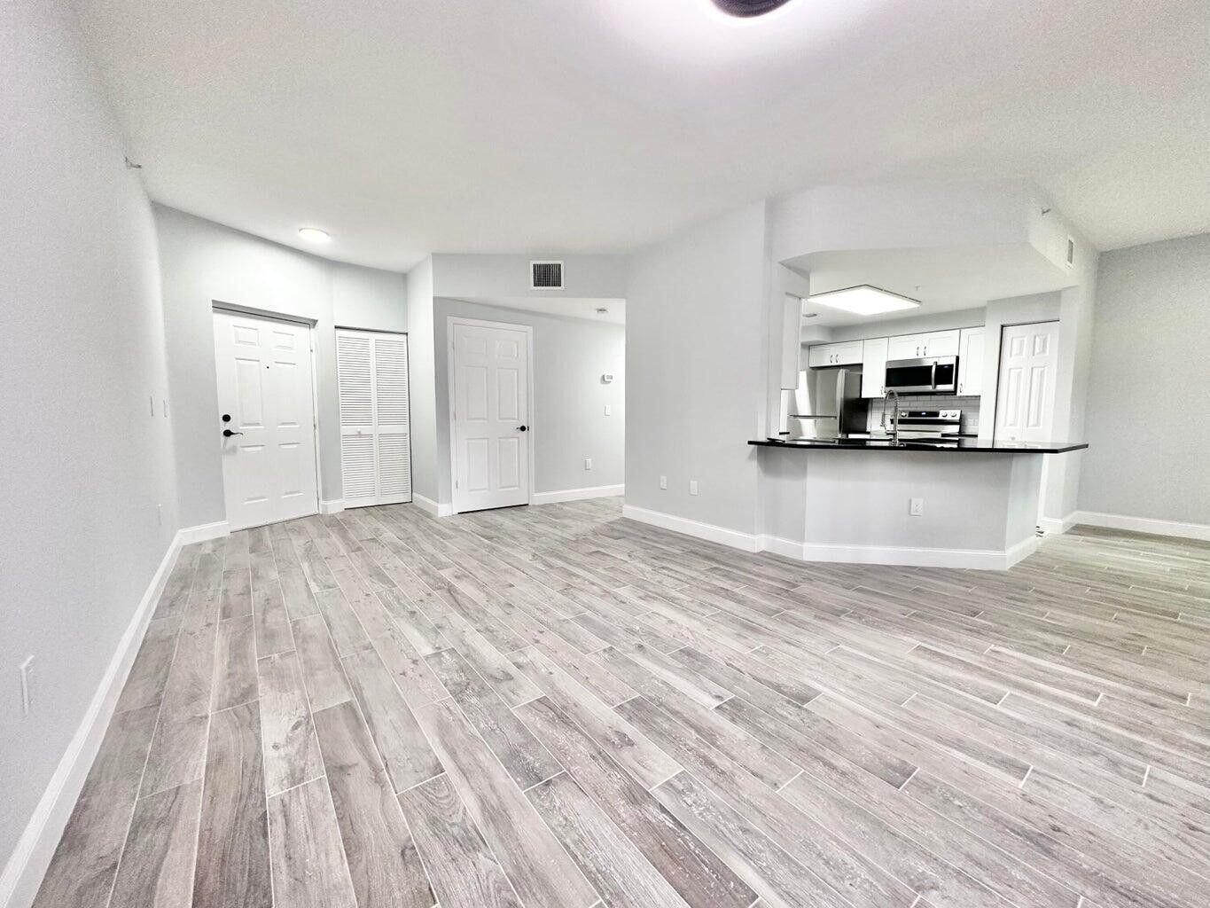 2730 ANZIO Court 105, Palm Beach Gardens, FL 33410, Palm Beach Gardens - Photo 4