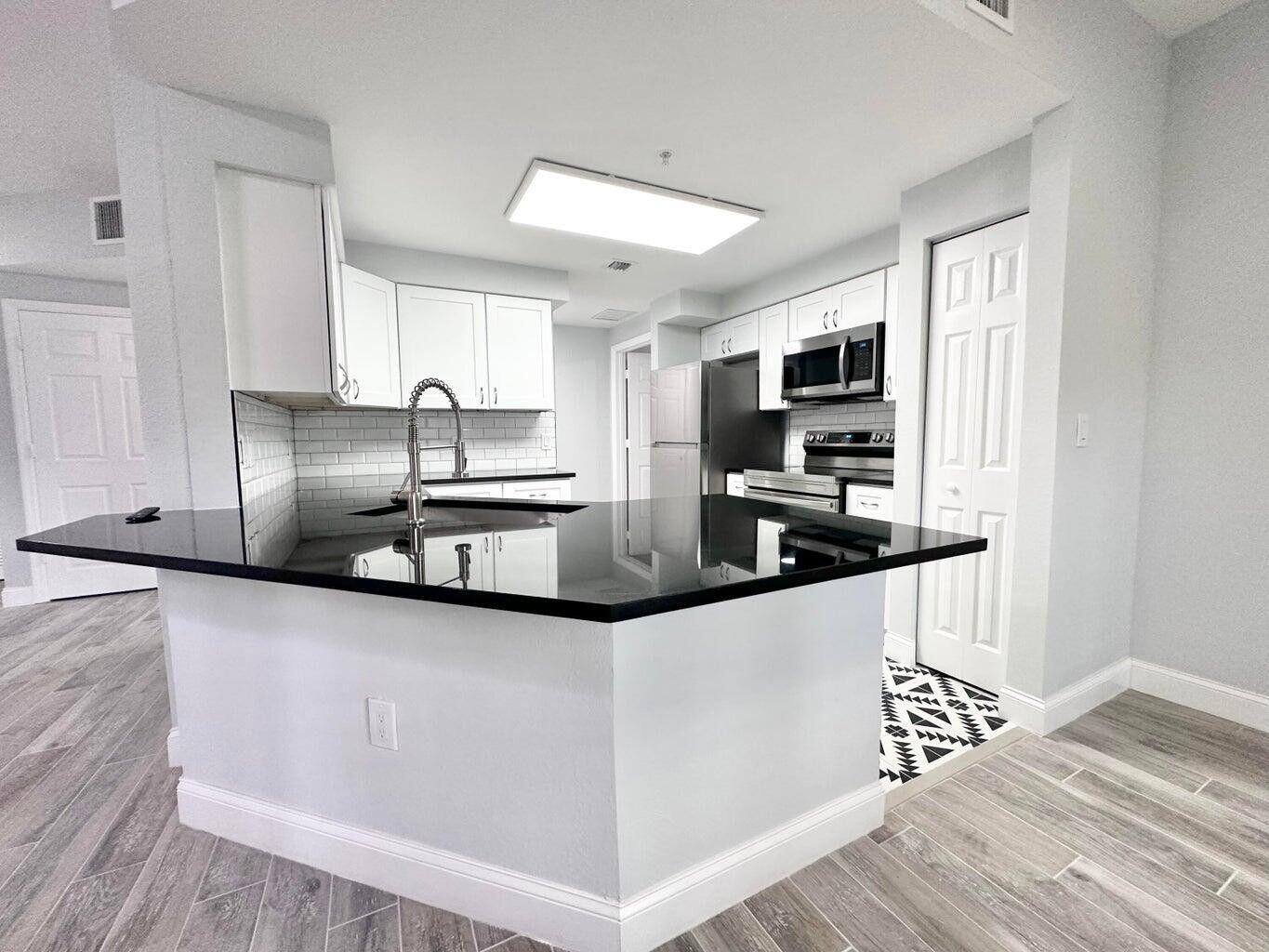 2730 ANZIO Court 105, Palm Beach Gardens, FL 33410, Palm Beach Gardens