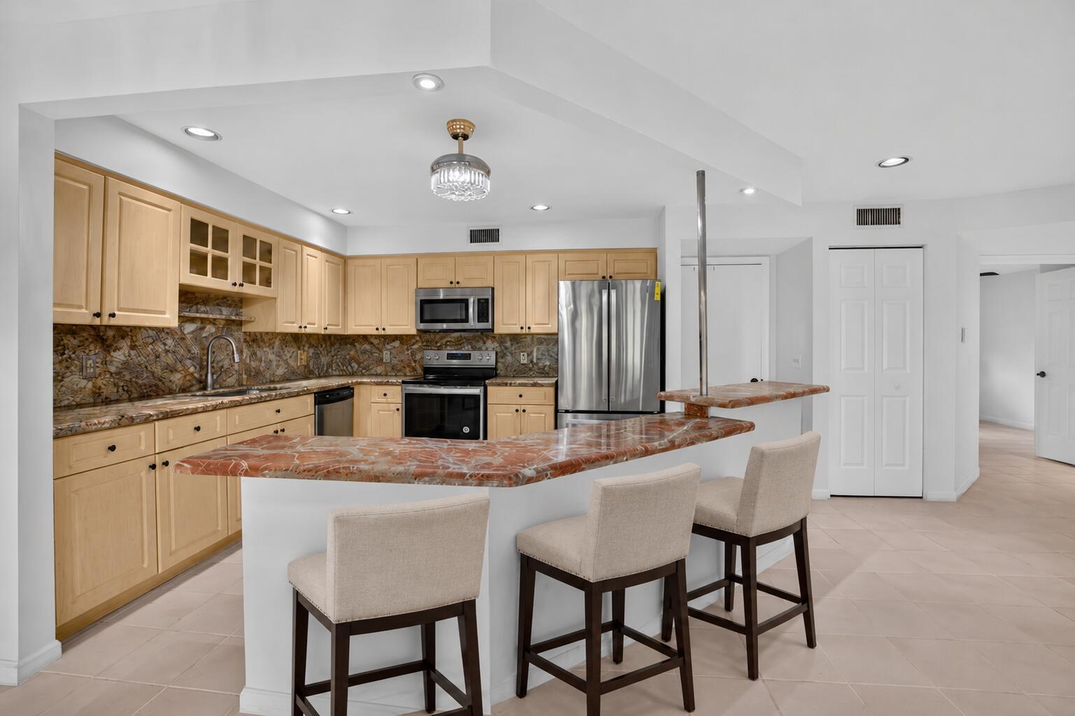 5731 Coach House Circle A, Boca Raton, FL 33486, Boca Raton - Photo 5
