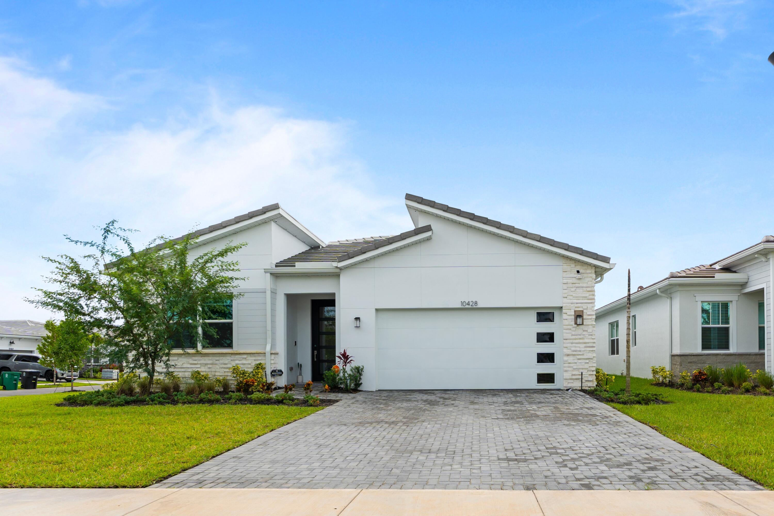 10428 SW Jadewood Court, Port St. Lucie, FL 34987, Port St. Lucie - Photo 4