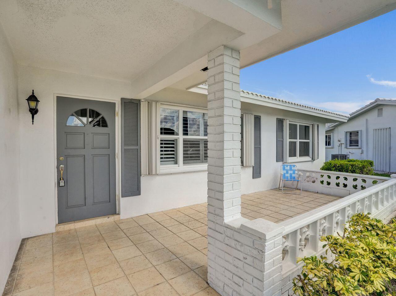 605 SW 21ST Circle, Boynton Beach, FL 33426, Boynton Beach - Photo 3