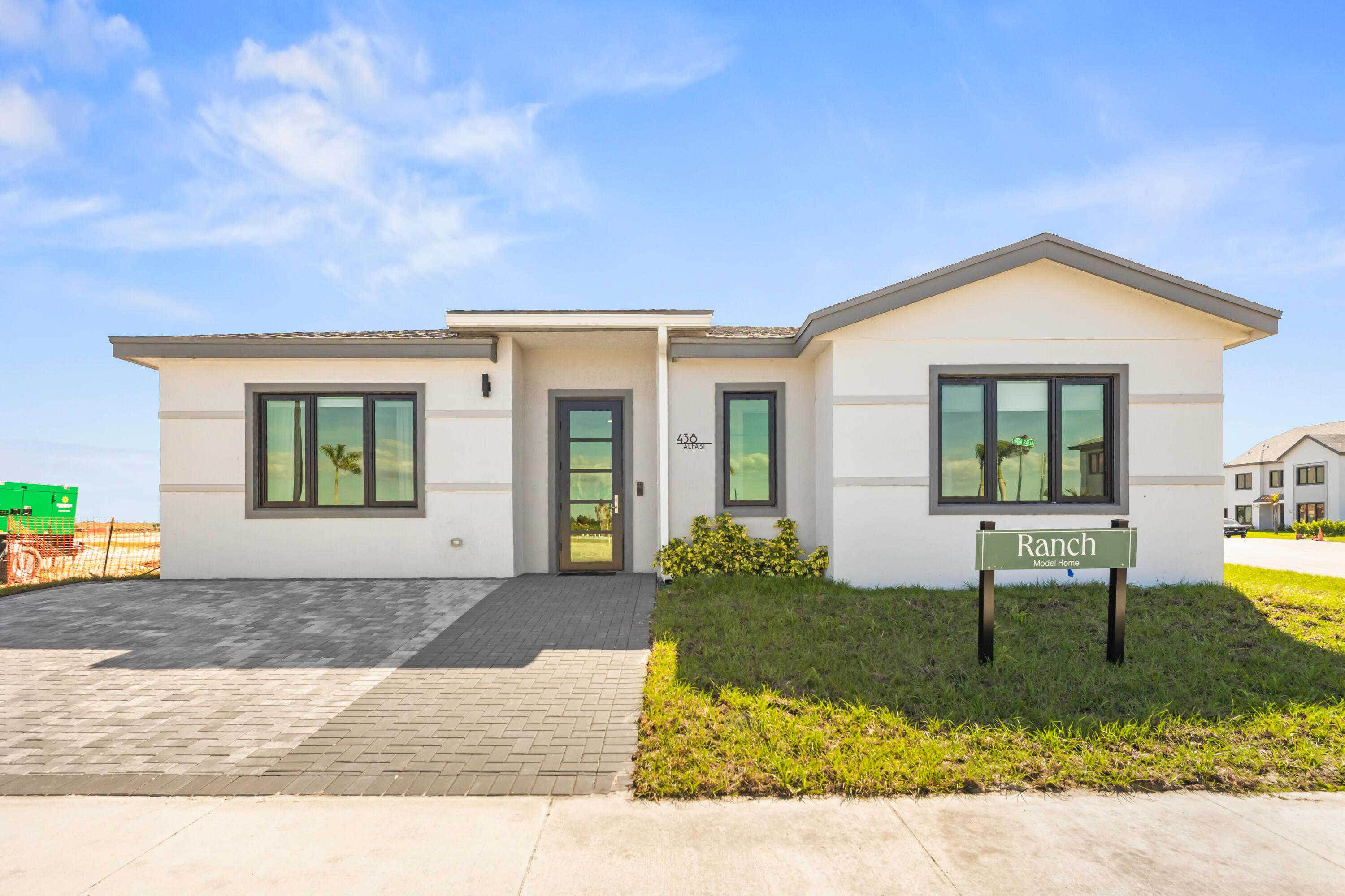 1422 Herzog Drive, Okeechobee, FL 34974, Okeechobee